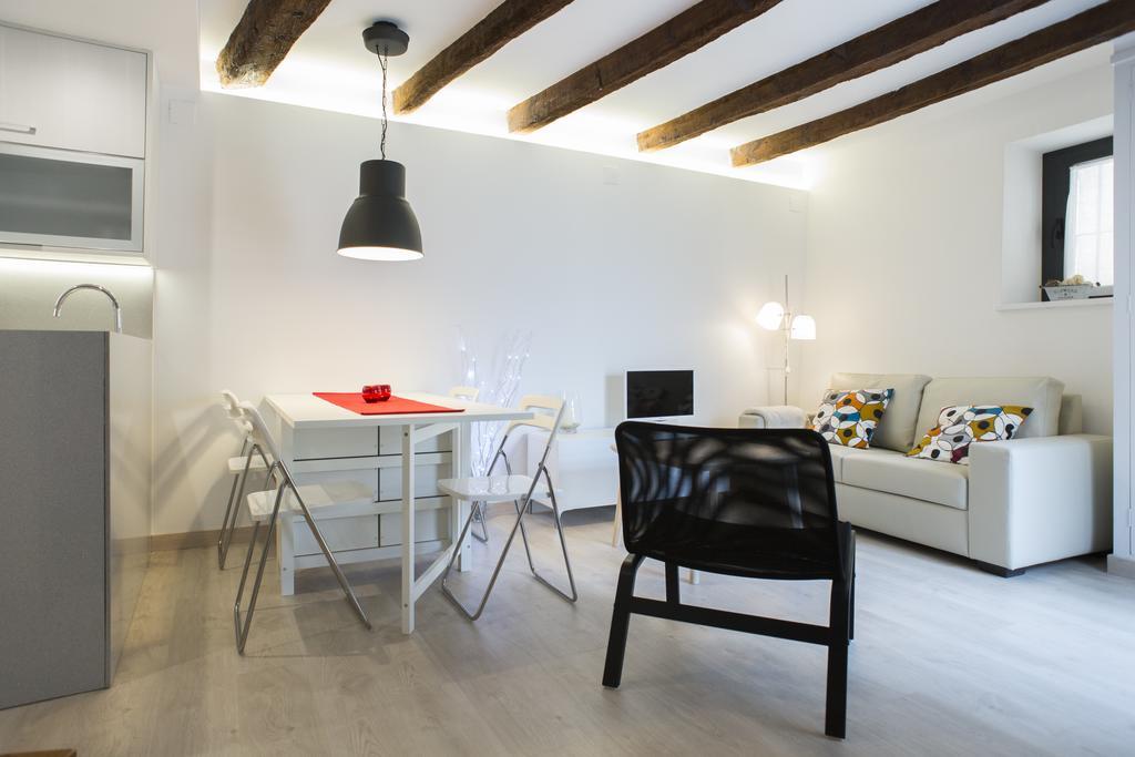 Casa De Poble Termes Romanes กัลเดส เด มอนบุย ภายนอก รูปภาพ